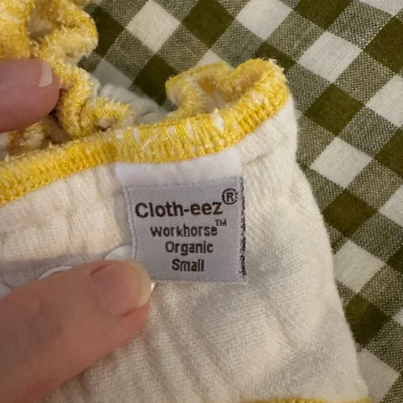 GMD Organic Unbleached Cloth-eez Workhorse Fitted Diapers - Picture 3 of 7